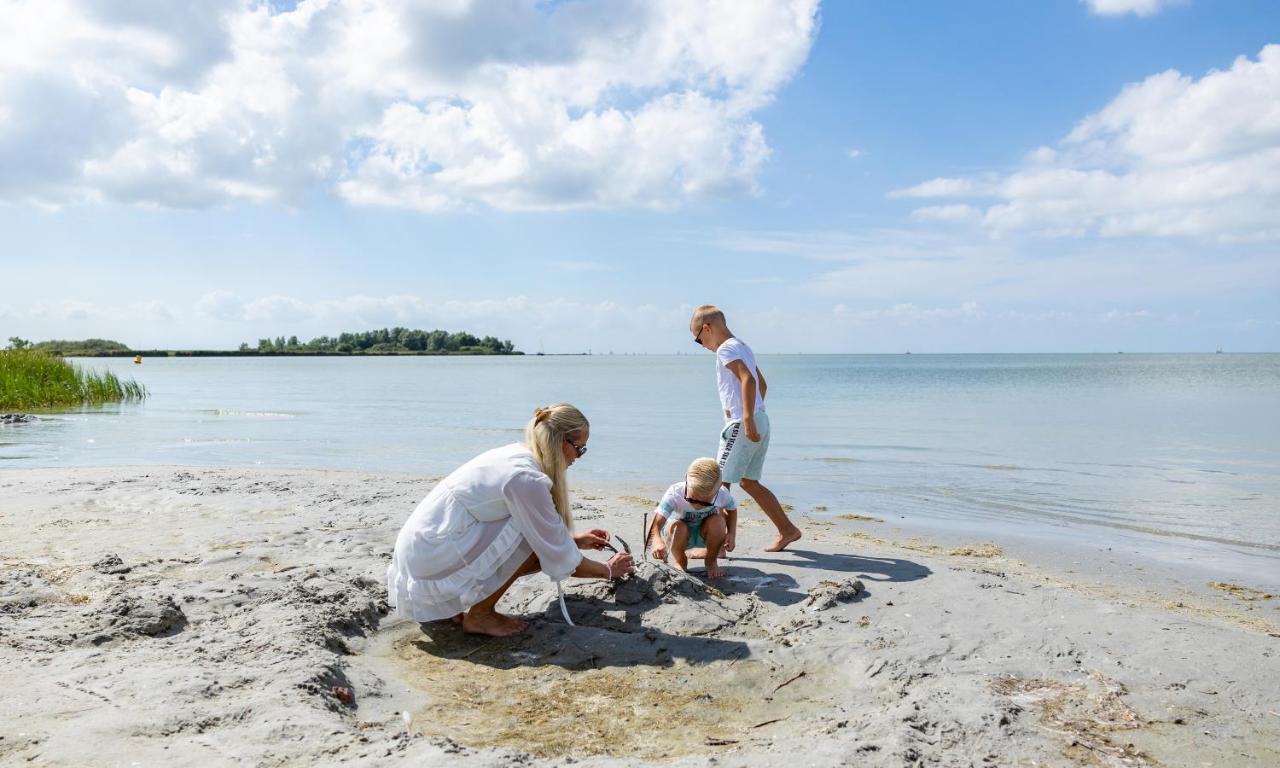 Marinapark Beach Resort Soal Workum Luaran gambar